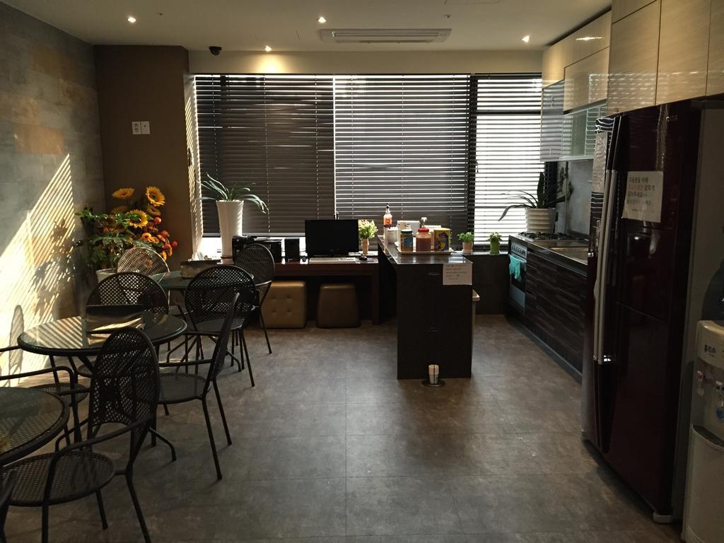 Hotel Voll 서울특별시 외부 사진