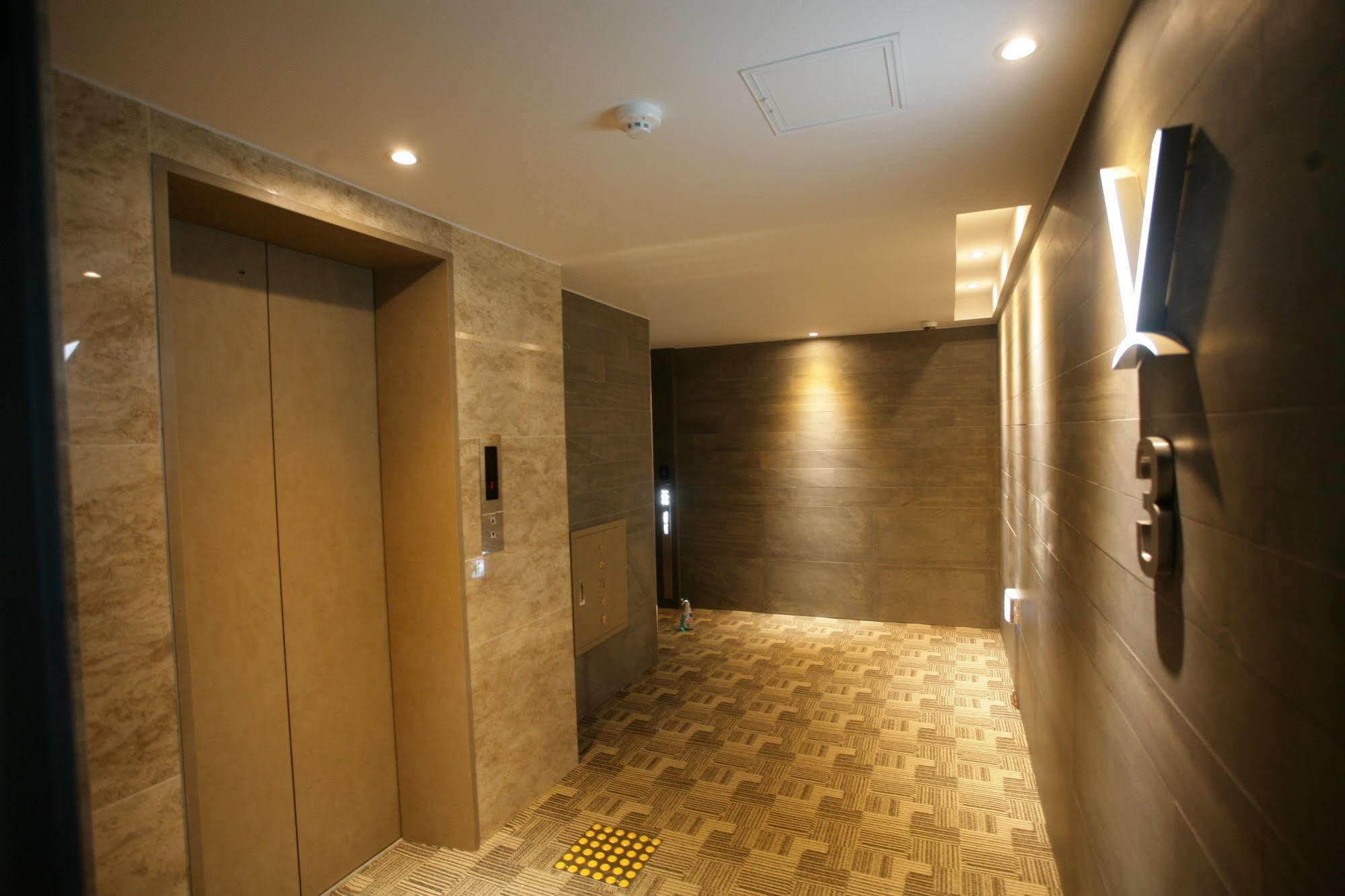 Hotel Voll 서울특별시 외부 사진