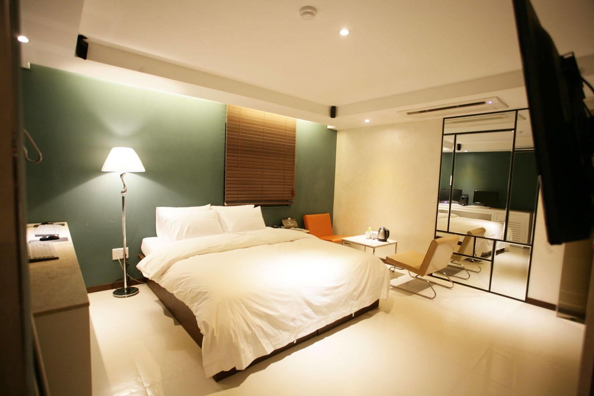 Hotel Voll 서울특별시 외부 사진